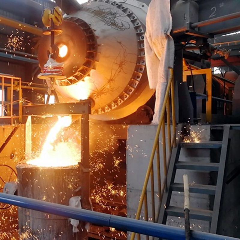 Antimony refining furnace